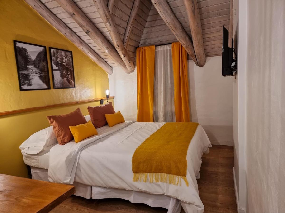 Hosteria Las Lucarnas Сан-Мартин-де-лос-Андес Экстерьер фото